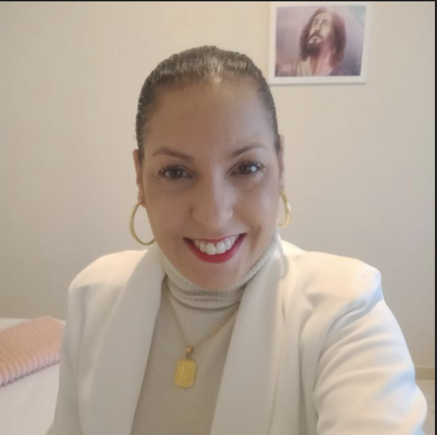 Janaina Amorim, terapeuta espiritual